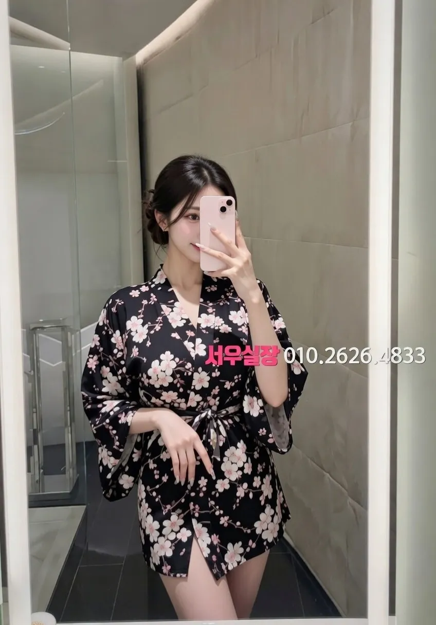 합정 다국적노래방 프리미엄 라인업 15번 프로필