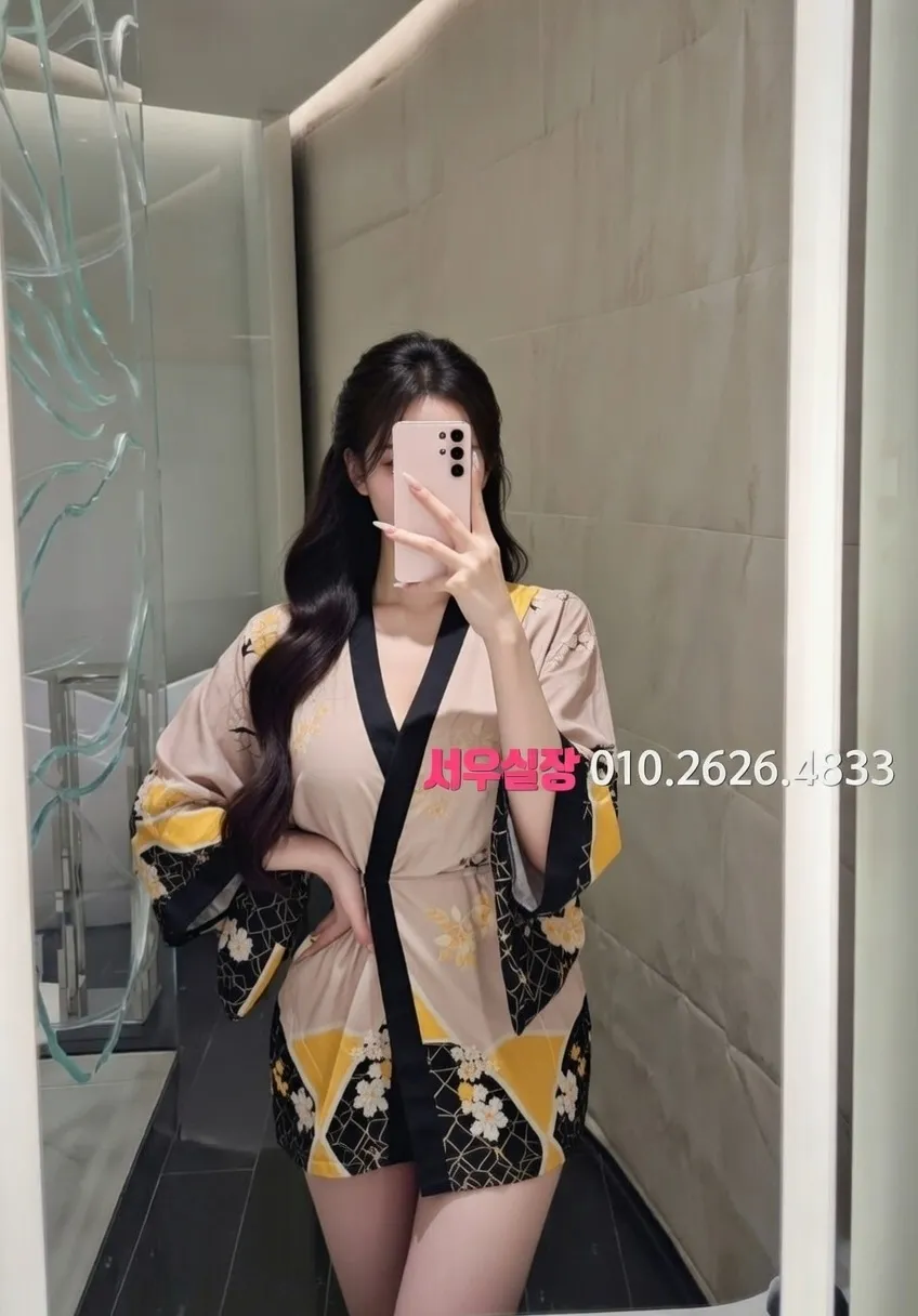 합정 다국적노래방 프리미엄 라인업 14번 프로필